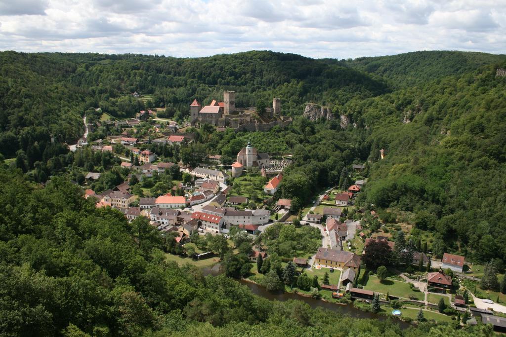 Vranov Lodge *